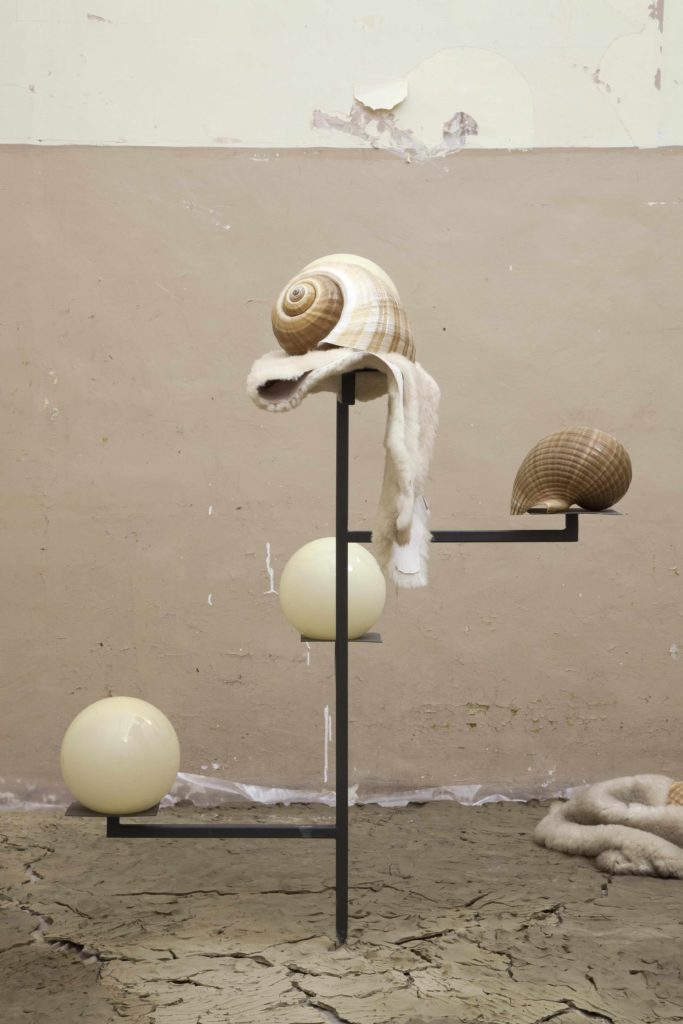 Things That Happen, Things That are Done. On  Beginnings and Matter, 2014, veduta della mostra presso la Fondazione Morra Greco, Napoli